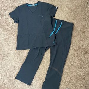 Med Couture Excellent Condition Scrub Set Top and Bottom Grey